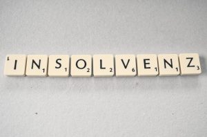 Несъстоятелност на работодателя. Какви права има служителят?